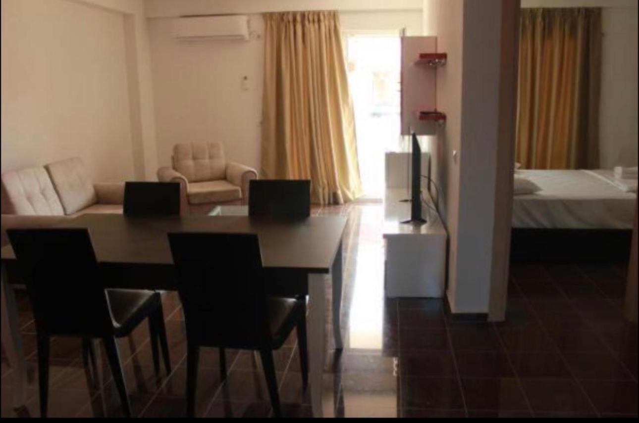 Fishta Hotel & Apartments Velipojë 外观 照片