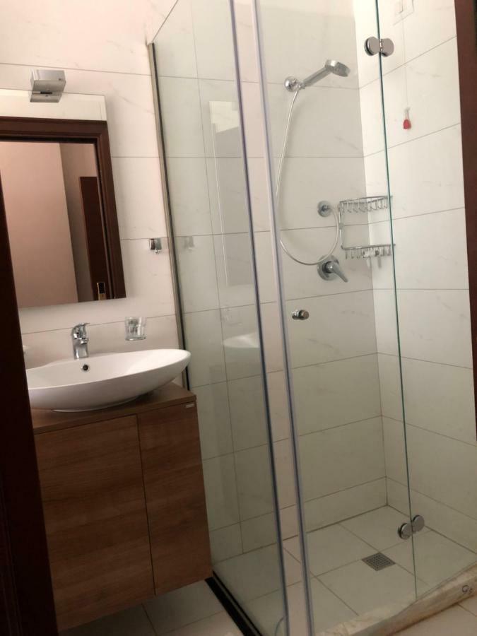 Fishta Hotel & Apartments Velipojë 外观 照片